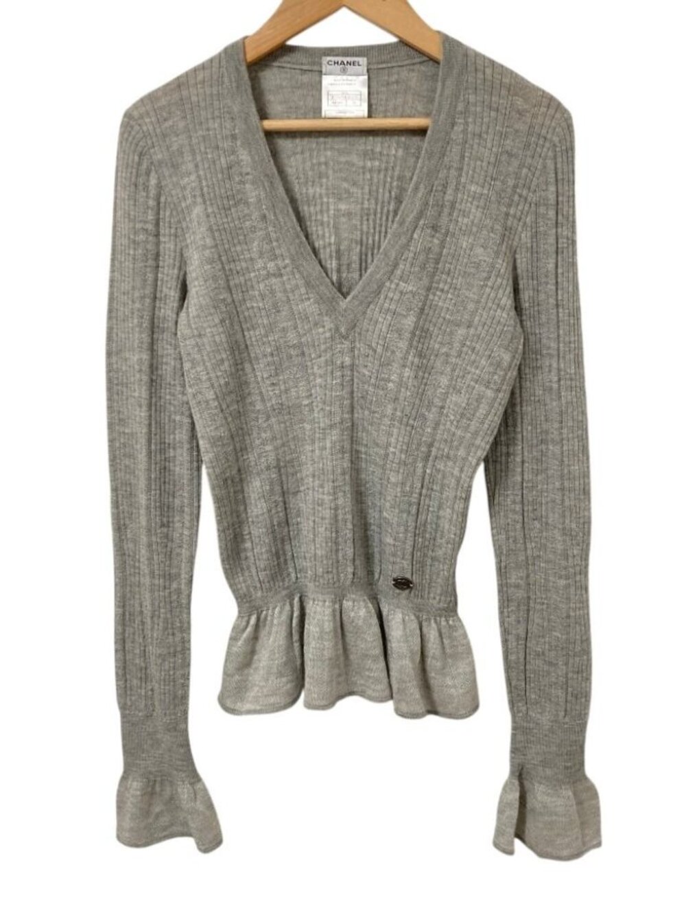 Chanel Cashmere V-neck Knit Top Sweater 38 Gray